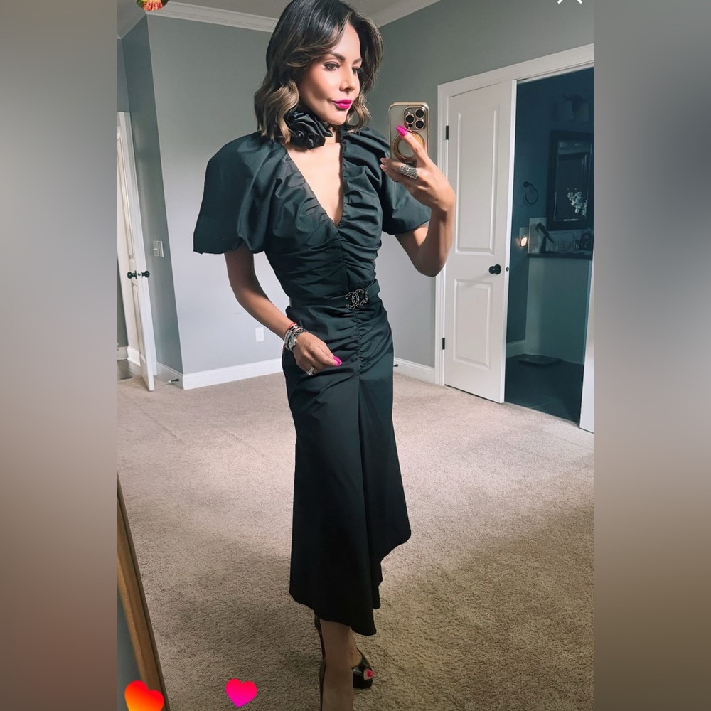 NWT Carolina Herrera Black Midi Dress